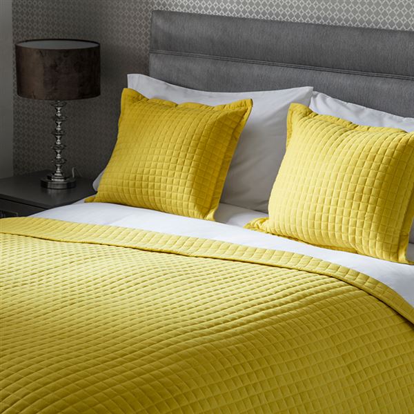 Crompton Bedspread