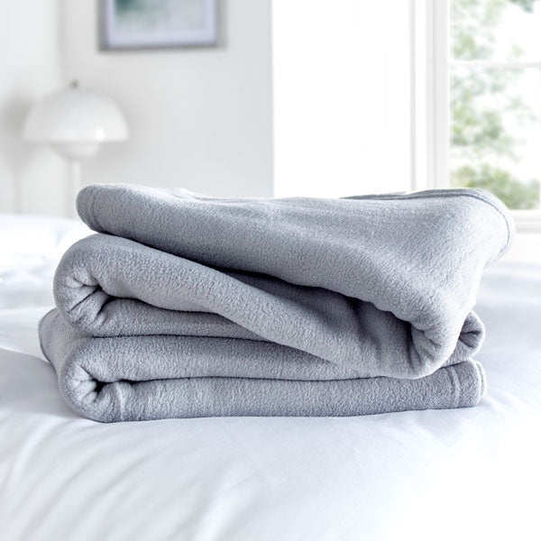 Recycled Anti-Pill Fleece Blanket - Grey